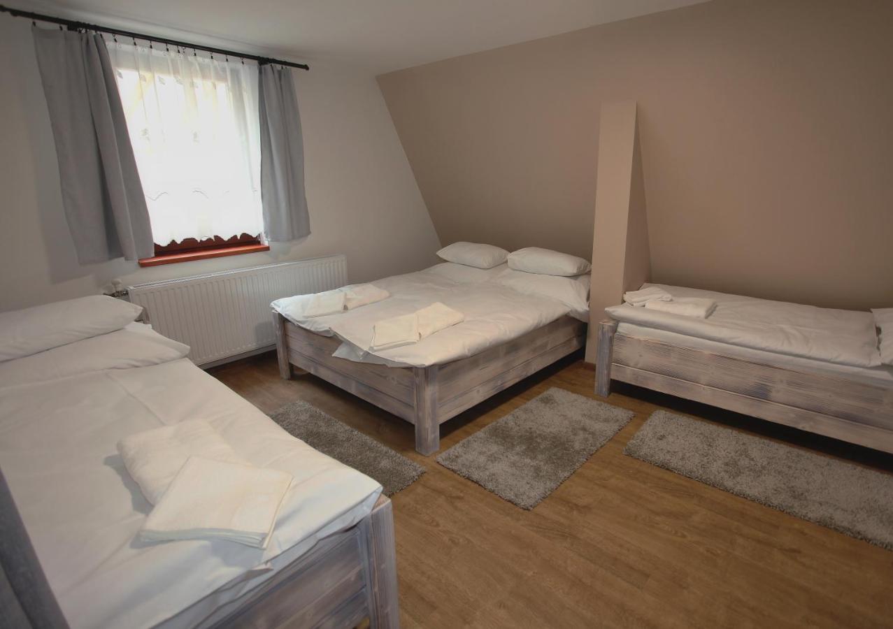 Ubytovani Pod Rozhlednou Velké Karlovice Exteriör bild